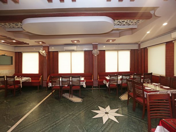 Imagen del bar/restaurante del Hotel OYO 9537 Park Grace. Foto 5
