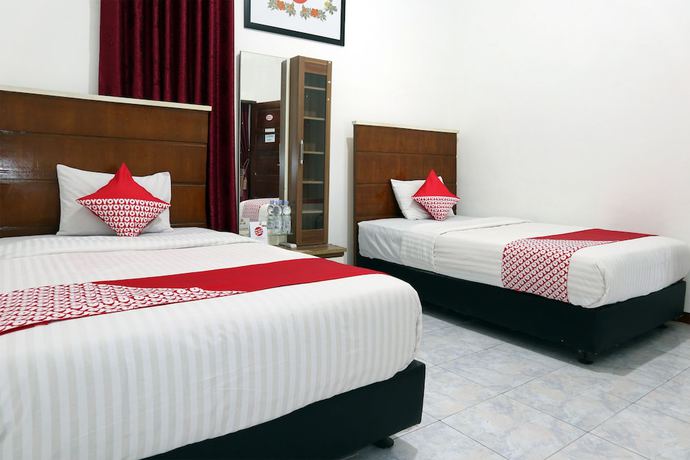 Imagen de la habitación del Hotel OYO 956 Penginapan Eby. Foto 8
