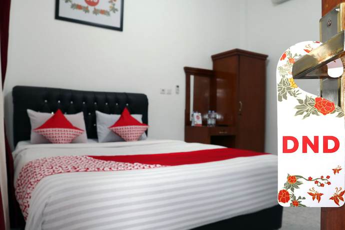 Imagen de la habitación del Hotel OYO 956 Penginapan Eby. Foto 10