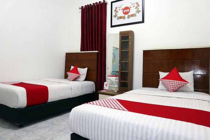 Imagen de la habitación del Hotel OYO 956 Penginapan Eby. Foto 14