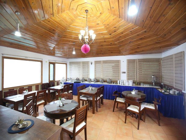 Imagen de los interiores del Hotel OYO 9660 Blossom Resort. Foto 18