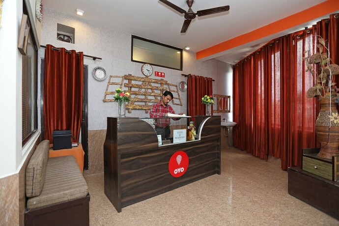 Imagen de los interiores del Hotel OYO 9705 Grand Empire Expressway. Foto 28