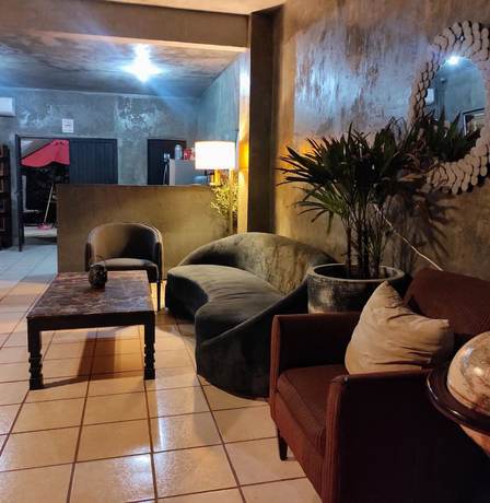 Imagen de los interiores del Hotel OYO Aeropuerto, San Jos&eacute; del Cabo. Foto 13