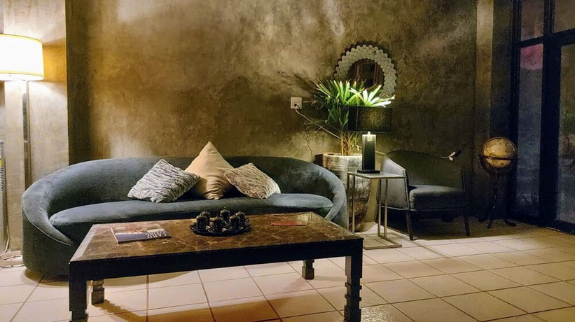 Imagen de los interiores del Hotel OYO Aeropuerto, San Jos&eacute; del Cabo. Foto 16