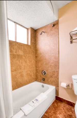 Imagen de la habitación del Hotel OYO Alexandria LA - Hwy 165. Foto 8