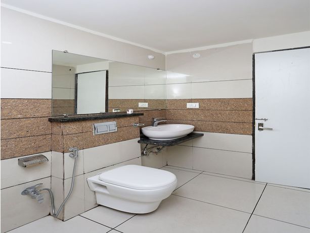 Imagen de la habitación del Hotel OYO BHO034 Ashirwad Regency. Foto 3