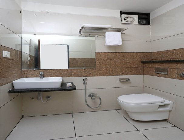 Imagen de la habitación del Hotel OYO BHO034 Ashirwad Regency. Foto 12