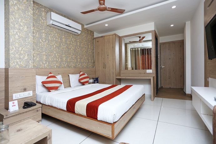 Imagen de la habitación del Hotel OYO BHO034 Ashirwad Regency. Foto 15