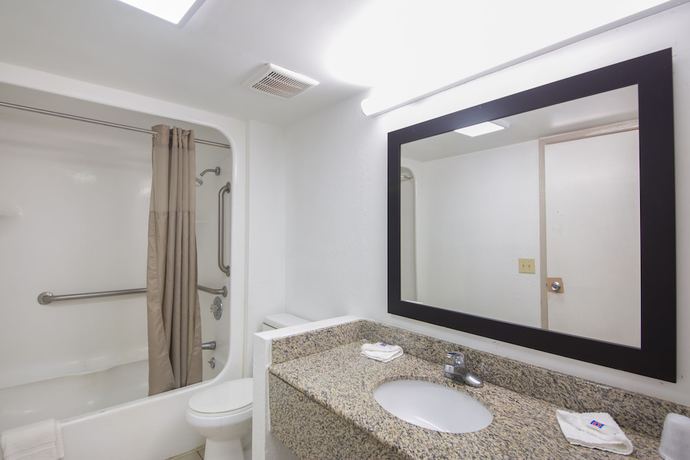 Imagen de la habitación del Hotel OYO Baton Rouge East I-12 Louisiana. Foto 6