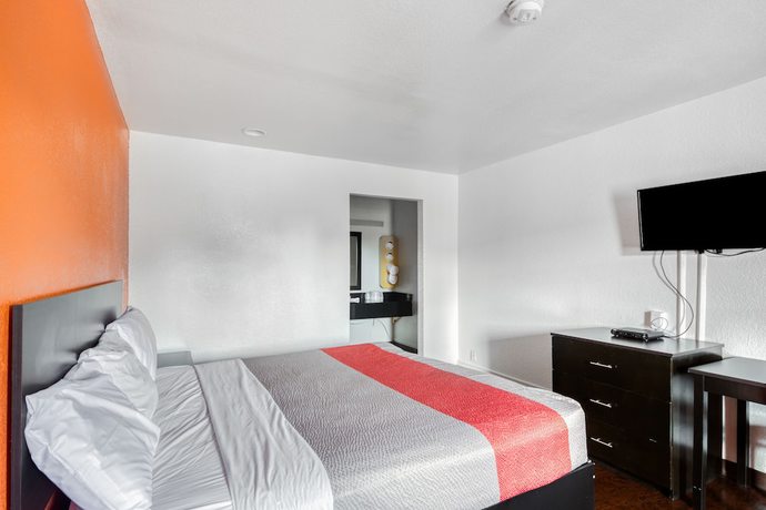 Imagen de la habitación del Hotel OYO Baton Rouge East I-12 Louisiana. Foto 11