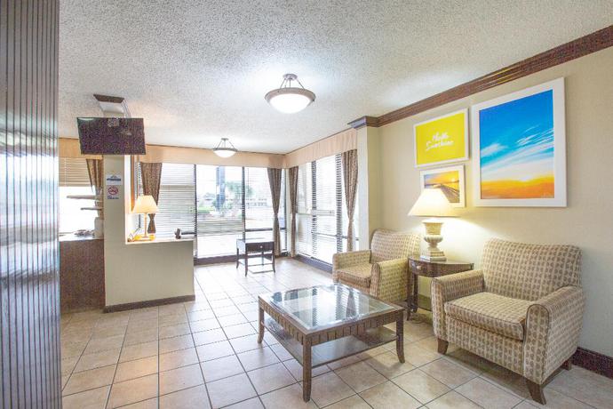 Imagen de los interiores del Hotel OYO Baton Rouge Mid City. Foto 15