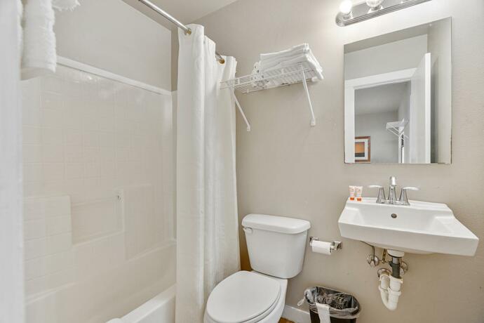 Imagen general del Hotel OYO Big Lake Hwy 137 TX. Foto 8