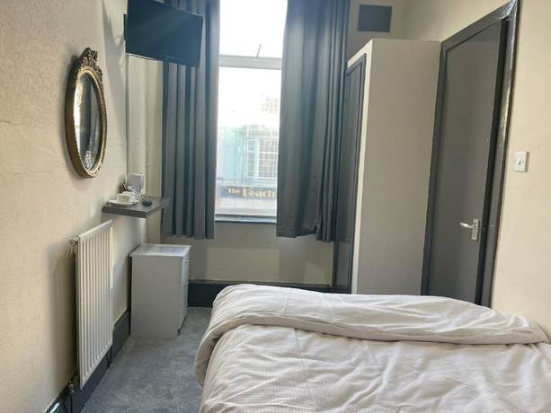 Imagen de la habitación del Hotel OYO Binglea. Foto 7