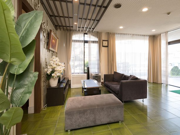 Imagen de los interiores del Hotel OYO Business Hotel Koyo. Foto 16