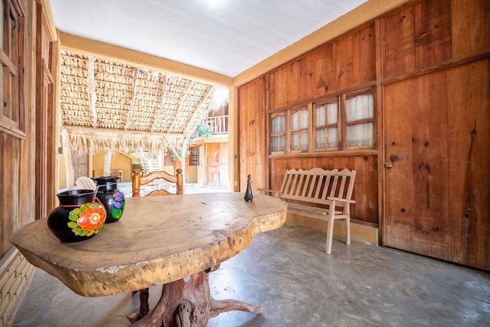 Imagen de los interiores del Hotel OYO Caba&ntilde;as Abril, Mazunte, Santa Mar&iacute;a Tonameca. Foto 18