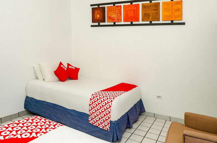 Imagen de la habitación del Hotel OYO Cabo Del Sur, Cabo San Lucas. Foto 6