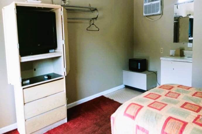 Imagen de la habitación del Hotel OYO Calhoun, GA I-75. Foto 6