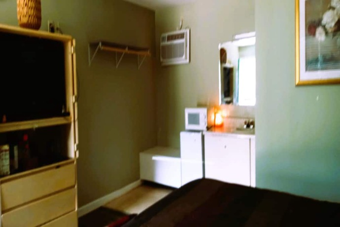 Imagen de la habitación del Hotel OYO Calhoun, GA I-75. Foto 11