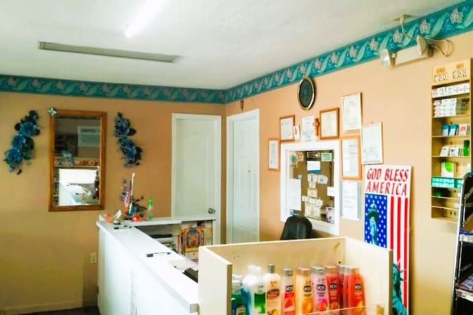 Imagen de los interiores del Hotel OYO Calhoun, GA I-75. Foto 14