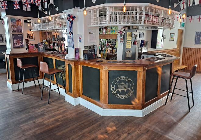 Imagen del bar/restaurante del Hotel OYO Castle, Accrington, Accrington. Foto 4