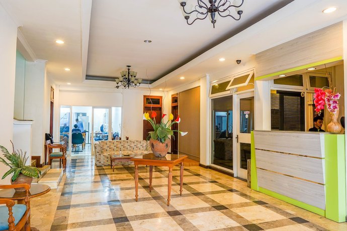 Imagen de los interiores del Hotel OYO Collection O 1452 Utari. Foto 19