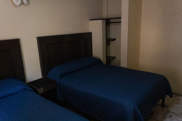 Imagen de la habitación del Hotel OYO Col&oacute;n, Plaza Bicentenario, Zacatecas Centro. Foto 9