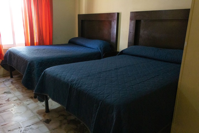 Imagen de la habitación del Hotel OYO Col&oacute;n, Plaza Bicentenario, Zacatecas Centro. Foto 10