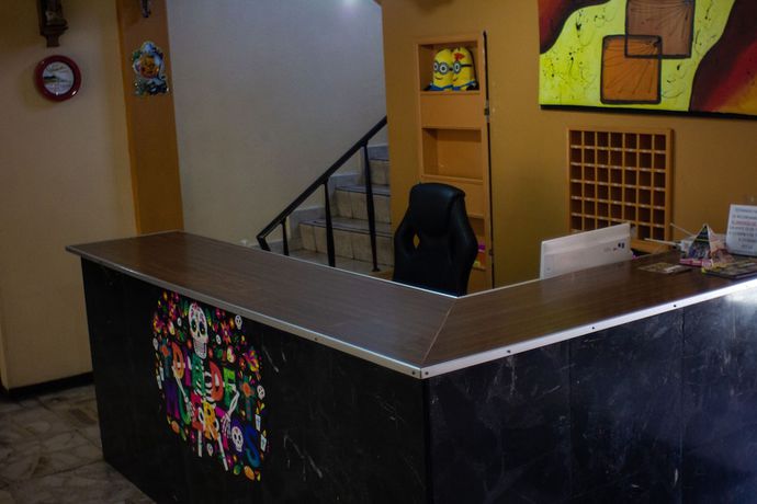 Imagen de los interiores del Hotel OYO Col&oacute;n, Plaza Bicentenario, Zacatecas Centro. Foto 19