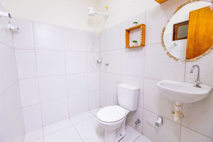Imagen de la habitación del Hotel OYO Das Pedras. Foto 11