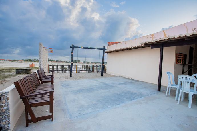 Imagen de los interiores del Hotel OYO Das Pedras. Foto 19