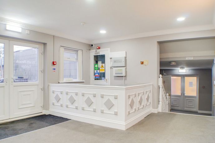 Imagen de los interiores del Hotel OYO Dayz Away Lodge. Foto 18