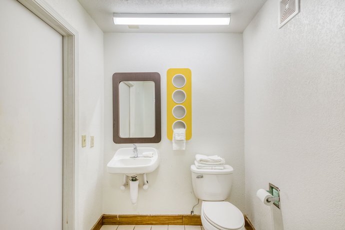 Imagen de la habitación del Hotel OYO Denham Springs I-12. Foto 12