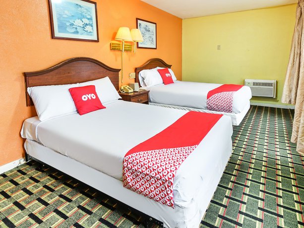 Imagen de la habitación del Hotel OYO Downtown Peoria I-74. Foto 4
