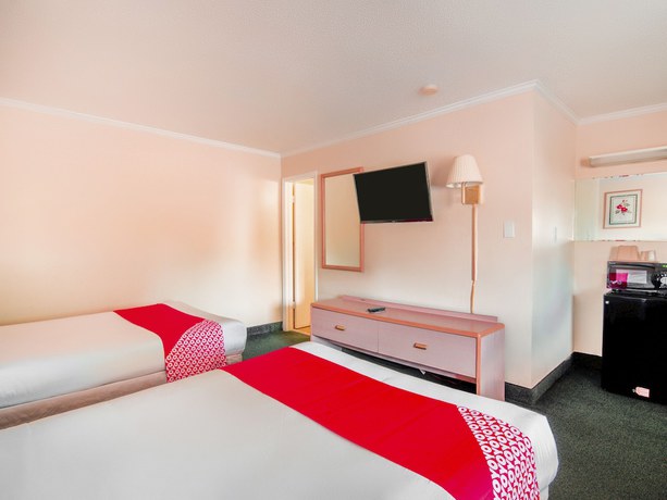 Imagen de la habitación del Hotel OYO Durham West Hills. Foto 12