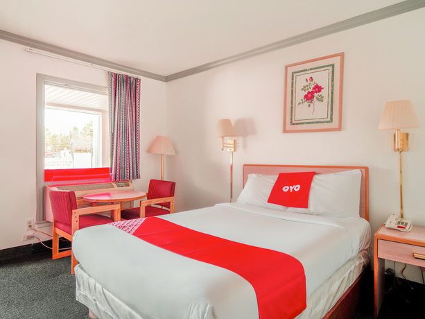 Imagen de la habitación del Hotel OYO Durham West Hills. Foto 13