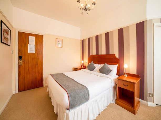 Imagen de la habitación del Hotel OYO Eagle House, St Leonards Hastings. Foto 7