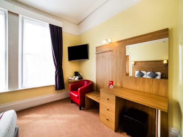 Imagen de la habitación del Hotel OYO Eagle House, St Leonards Hastings. Foto 9