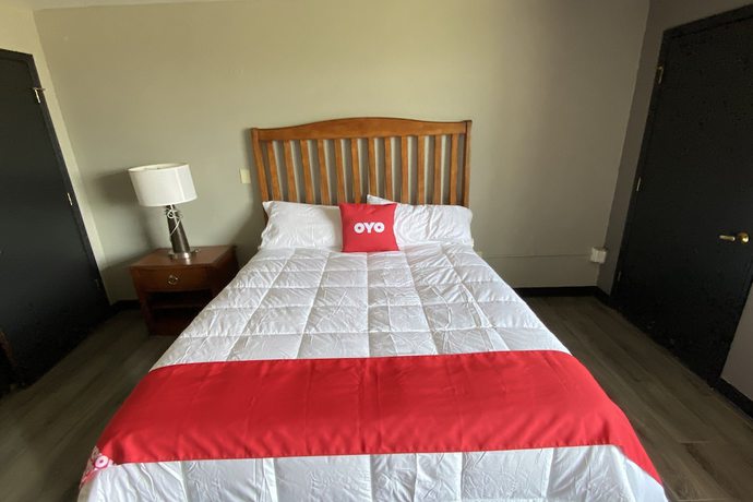 Imagen de la habitación del Hotel OYO Edmond - University of Central Oklahoma. Foto 5
