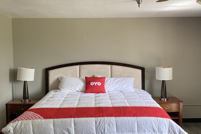 Imagen de la habitación del Hotel OYO Edmond - University of Central Oklahoma. Foto 16