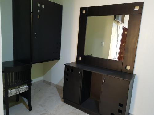 Imagen general del Hotel OYO Emperadores Inn. Foto 4