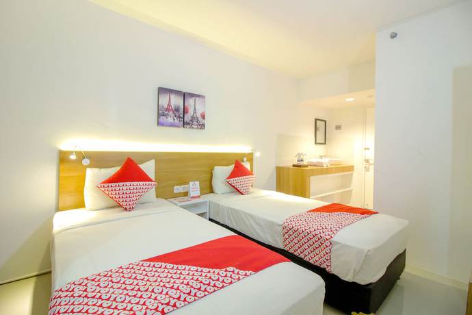 Imagen de la habitación del Hotel OYO Flagship 1260 Sentraland Karawang. Foto 5