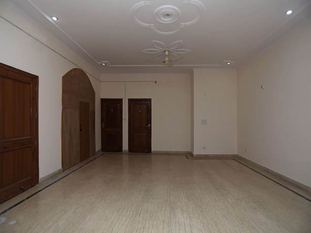 Imagen de los interiores del Hotel OYO Flagship 14625 Baani Abode. Foto 17