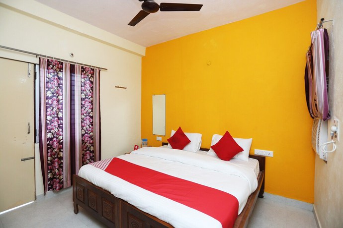 Imagen de la habitación del Hotel OYO Flagship 22406 Shree Shree Guest House. Foto 11