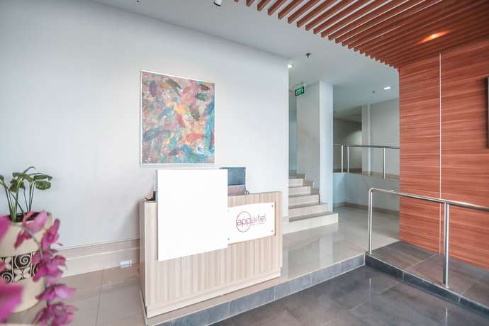 Imagen de los interiores del Hotel OYO Flagship 755 Appartel Grand Dhika City. Foto 18