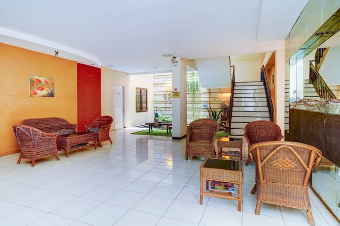 Imagen de los interiores del Hotel OYO Flagship 90425 22. Foto 17