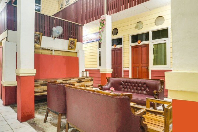 Imagen de los interiores del Hotel OYO Flagship 90890 Bratang Gede Residence. Foto 14