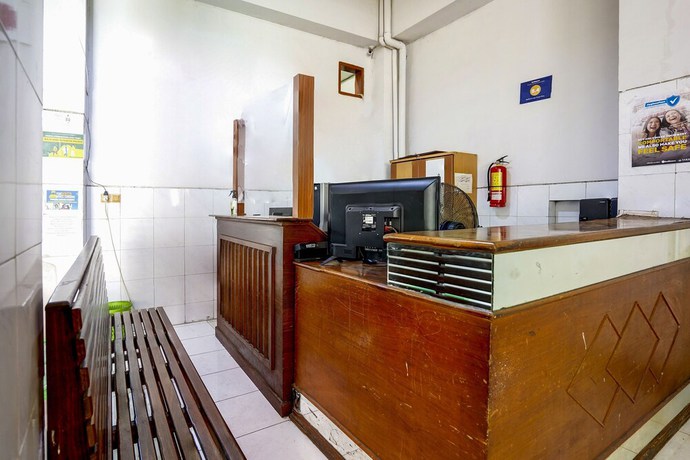 Imagen de los interiores del Hotel OYO Flagship 90890 Bratang Gede Residence. Foto 16