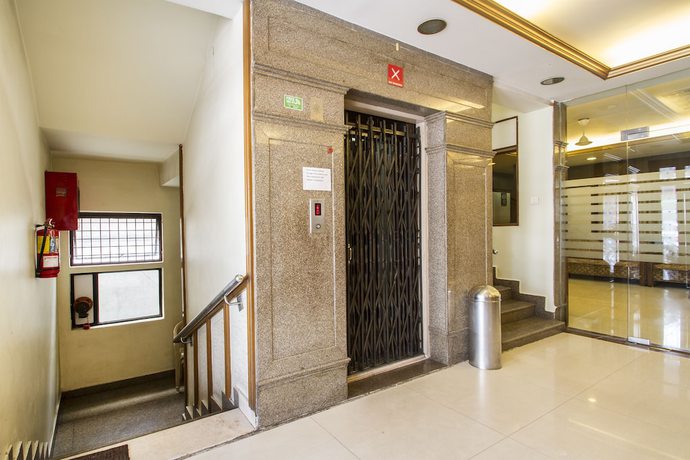 Imagen de los interiores del Hotel OYO Flagship 983 Surya Residency. Foto 16