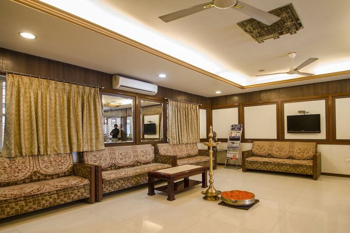 Imagen de los interiores del Hotel OYO Flagship 983 Surya Residency. Foto 19
