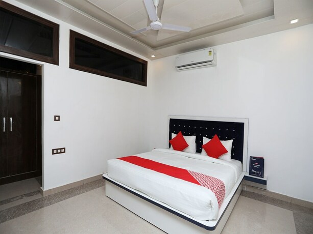 Imagen de la habitación del Hotel OYO Flagship Hotel Uk-07. Foto 6